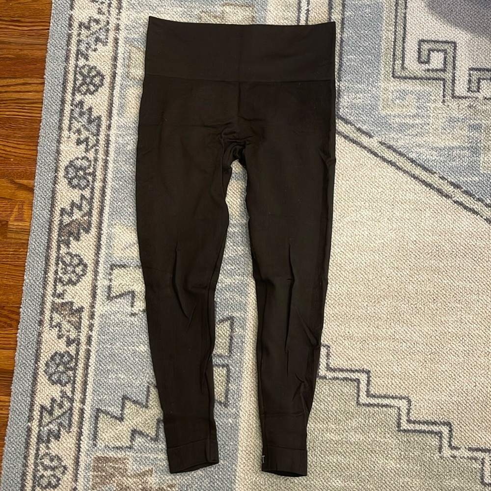 EUC SET ACTIVE SCULPTFLEX LEGGINGS ESPRESSO DARK BROWN MEDIUM + SMALL Bra